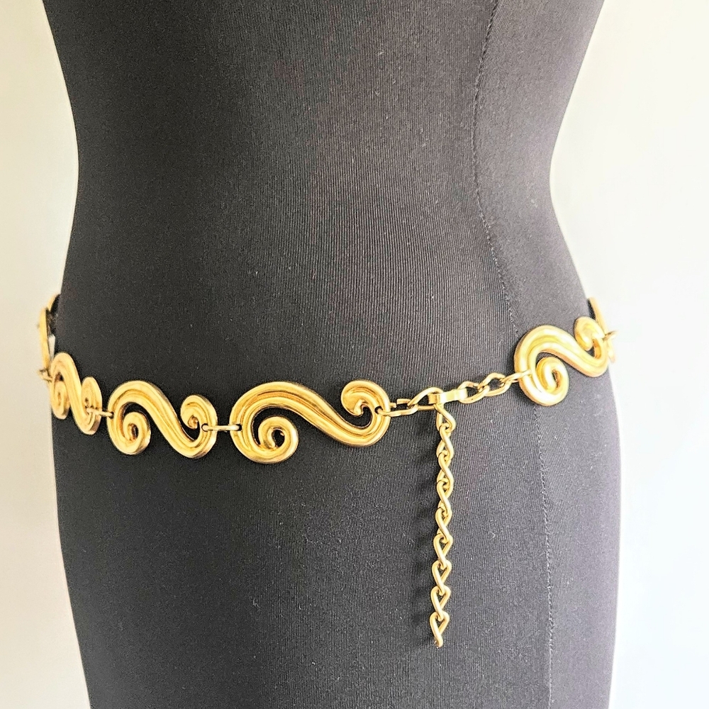 Vtg Rare Escada scroll link heavy Chunky chain belt Made In Spain Luxury FIRM - Picture 2 of 9